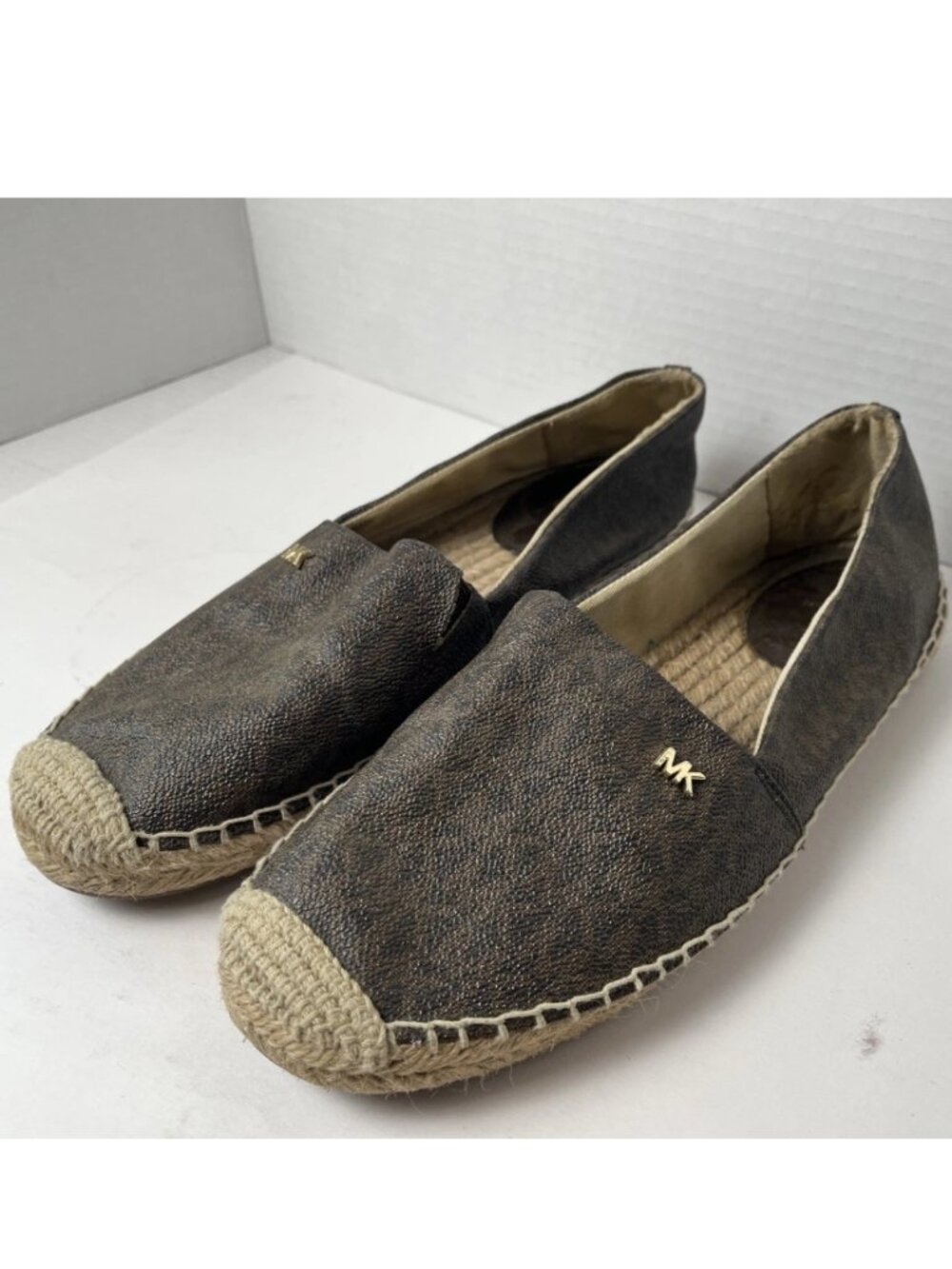 Michael Kors MK Logo Brown Espadrille Flats Size 8.5M